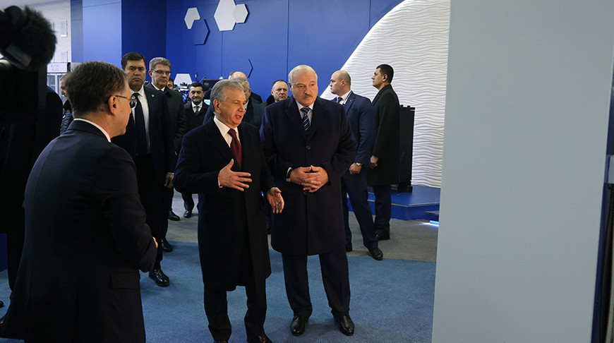 Photo of Lukashenko, Mirziyoyev visit one of most advanced companies in Central Asia