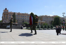 Photo of Putin lays wreath at Victory Monument in Minsk