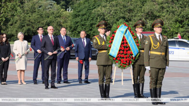 Photo of Kazakhstan’s first vice premier lays wreath at Victory Monument in Minsk | Belarus News | Belarusian news | Belarus today | news in Belarus | Minsk news | BELTA