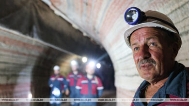 Photo of Lukashenko extends Miner’s Day greetings 